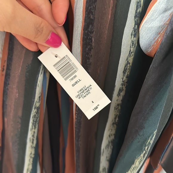 BRAND NEW! Aritzia Babaton Dress - Picture 12 of 13